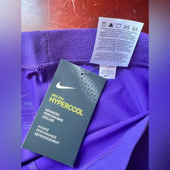 NWT Nike Pro Hyper Cool Compression Capri Tights Training Leggings Womens Sz S - Picture 7 of 7